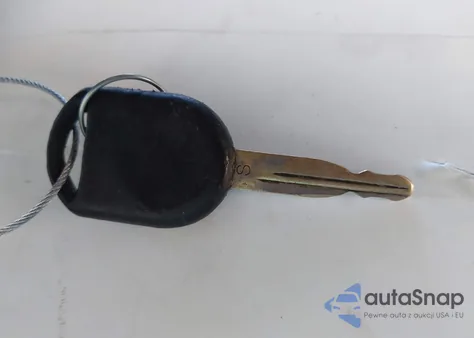 2005 Ford F-150 Stx/Xl/Xlt from USA, damaged, VIN 1FTRX14W15NB71728